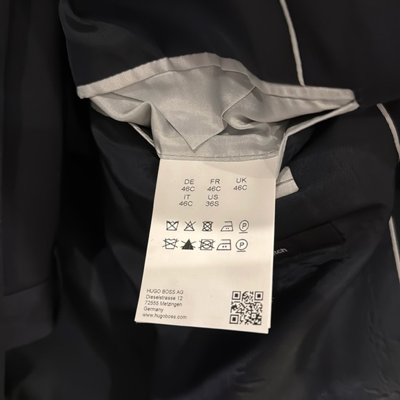 Hugo Boss Suit Set Black 36s jacket and pants - Picture 6 of 9